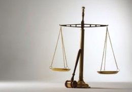 Un chrétien peut-il avoir recours aux tribunaux ?
