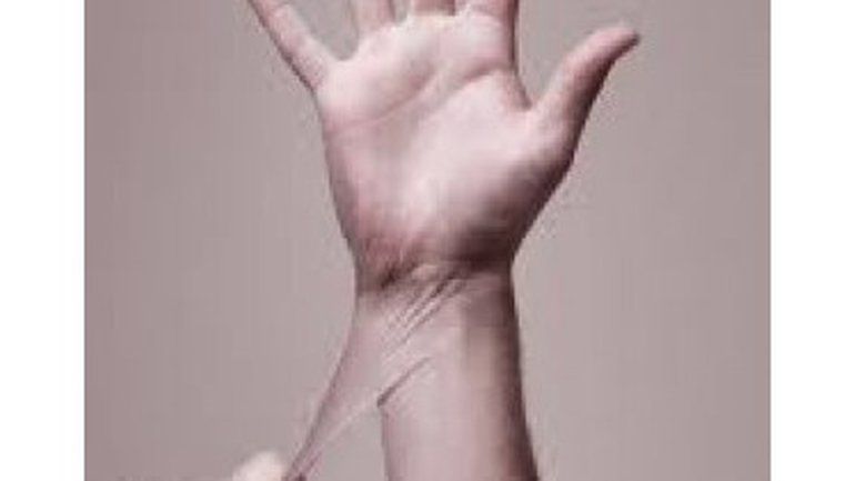 Mains propres ou gants ?
