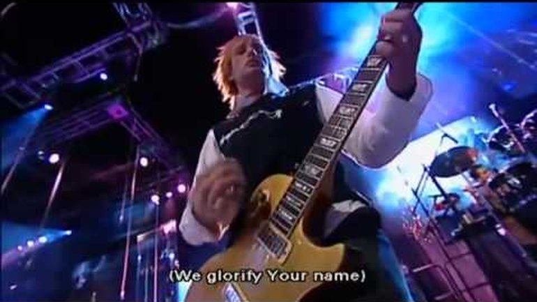 Hillsong - Glorify Your Name