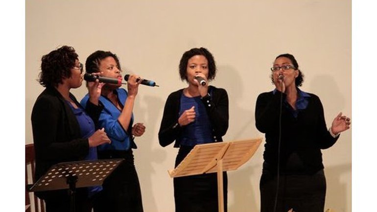 Choeur Liturgique de Créteil - Je sais qu'en Dieu j'ai la force