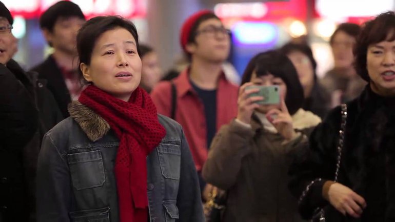 Carol Flash Mob for Christmas