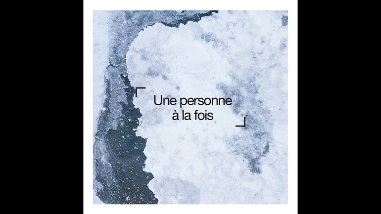 Une personne à la fois