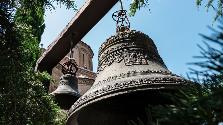 La troisième cloche