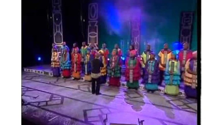 Soweto Gospel Choir - Bayete