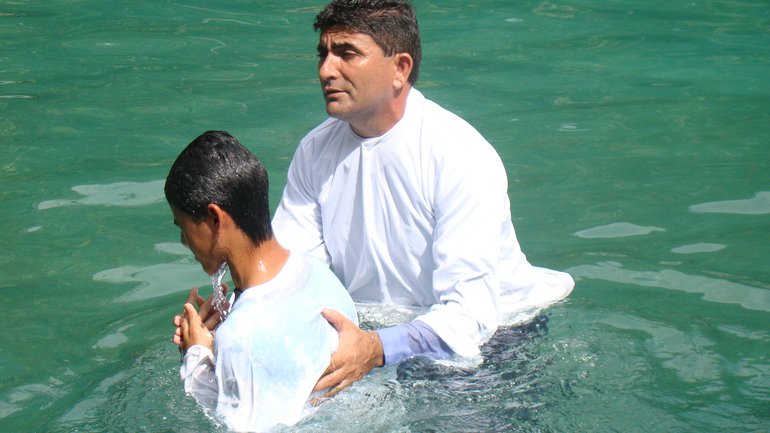 Y a-t-il un âge minimum pour se faire baptiser ?