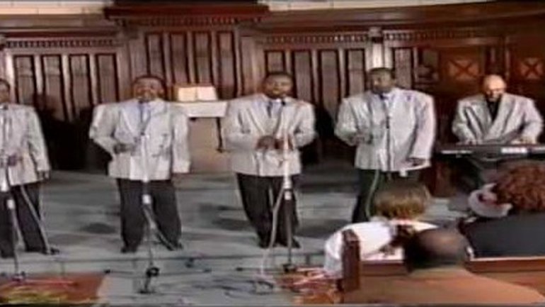 Elikya Gospel Singers - Amen
